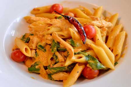 Penne pollo piccante