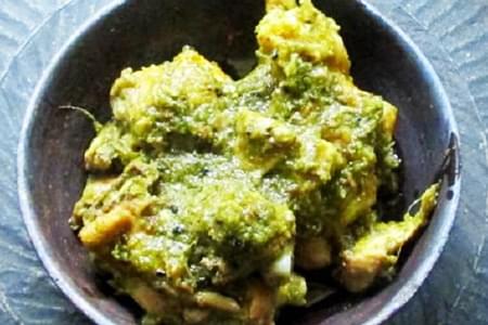 Kacha Lonka Diye Murgir Mangsho