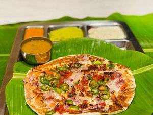 TOMATO UTTAPAM