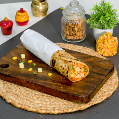 Paneer & corn jumbo roll