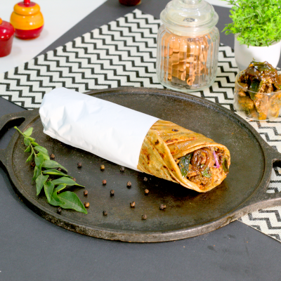 Pepper chicken jumbo roll