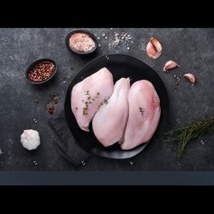 CHICKEN BREAST BONELESS