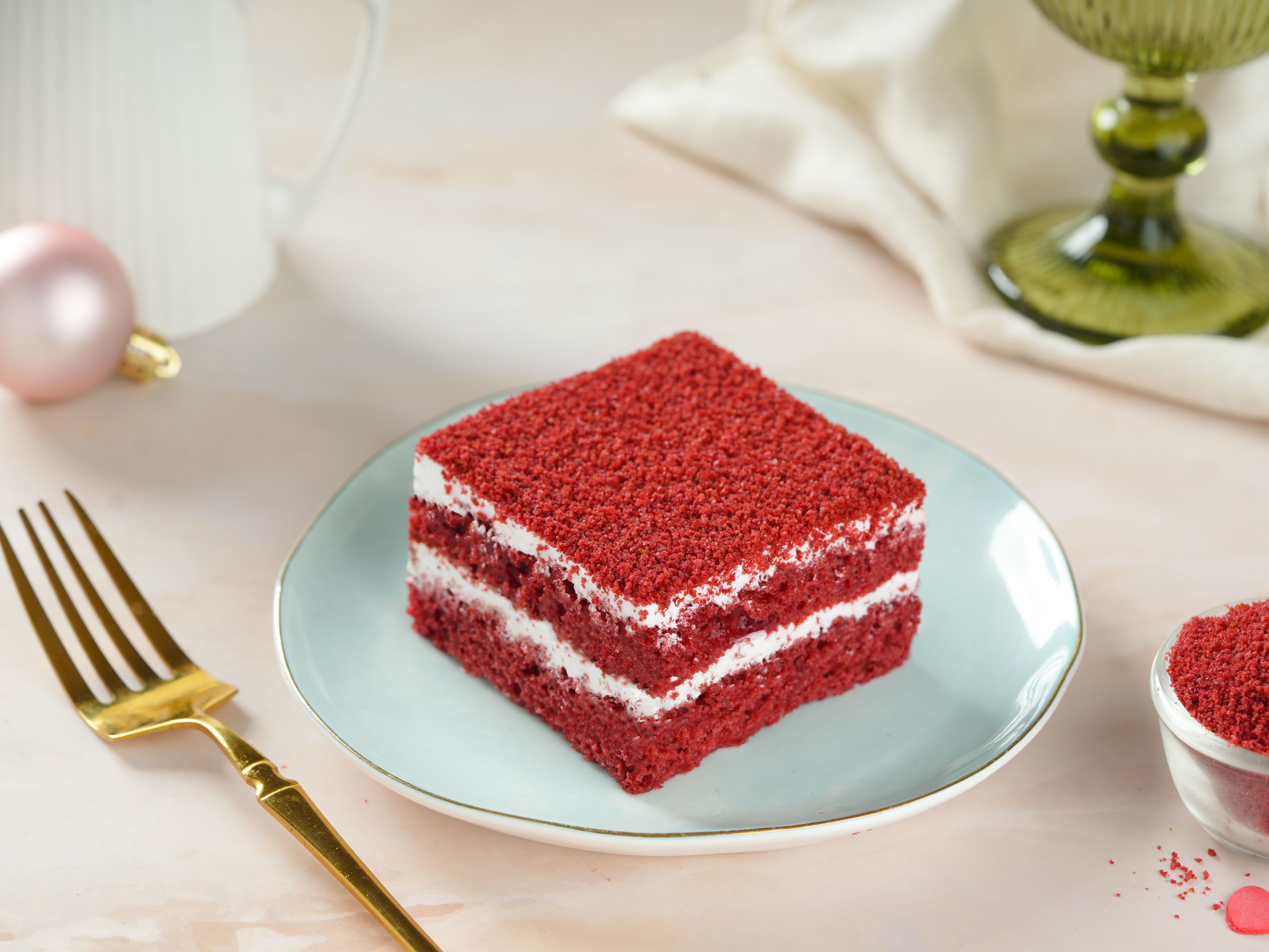 Red velvet pastry