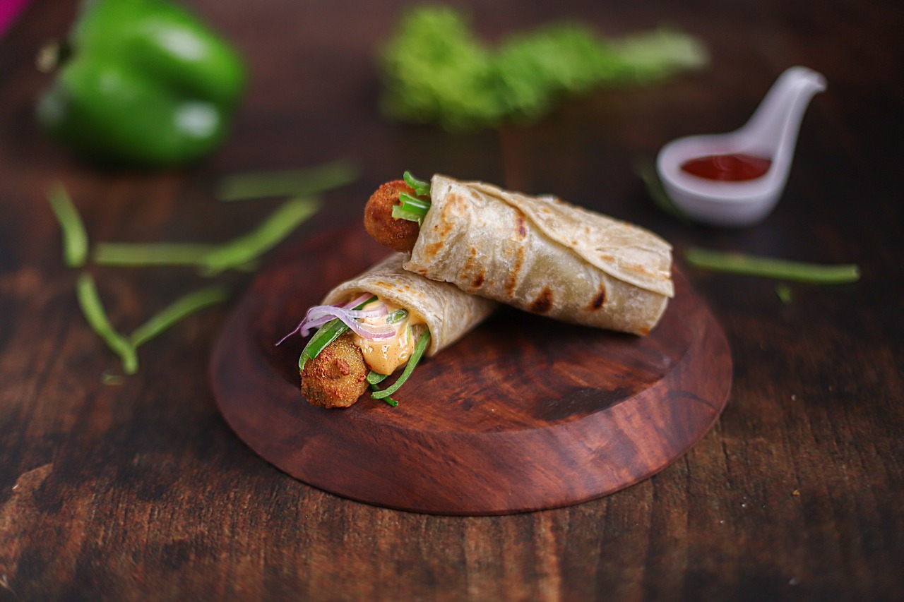 Veg finger wheat roll