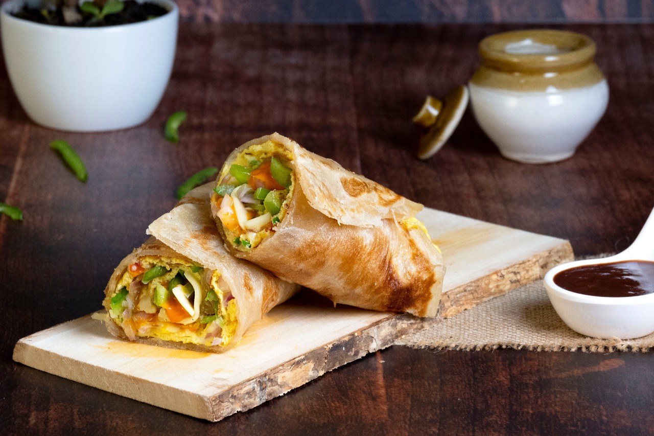 Egg & cheese roll