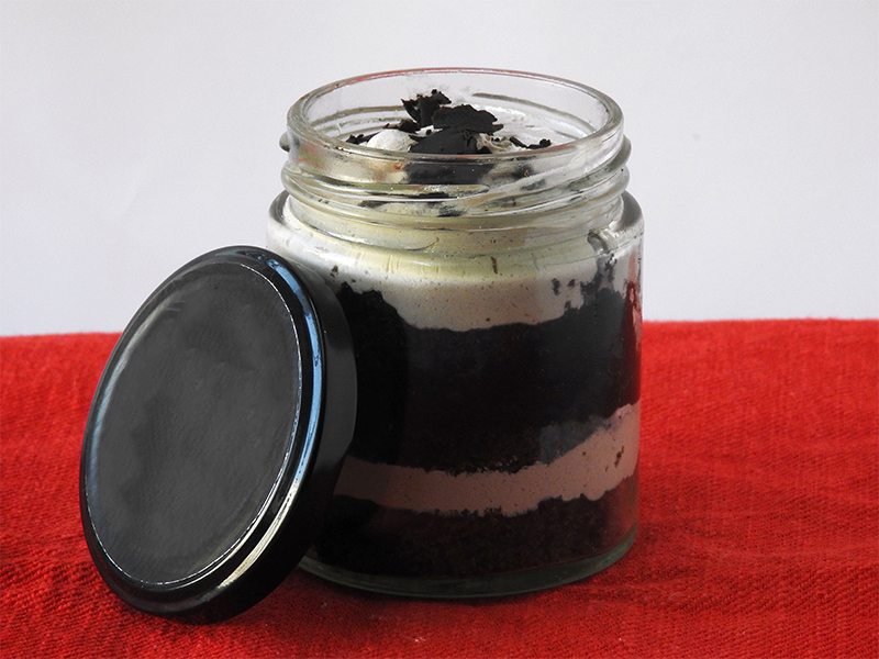 Death by chocolate (dbc) jar cake