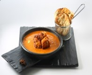 Butter Chicken Masala With Kulcha