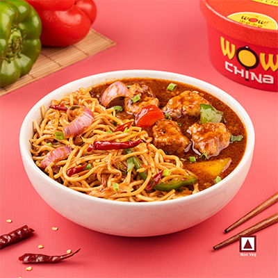 Chilli Garlic Noodles With Schezwan Chicken