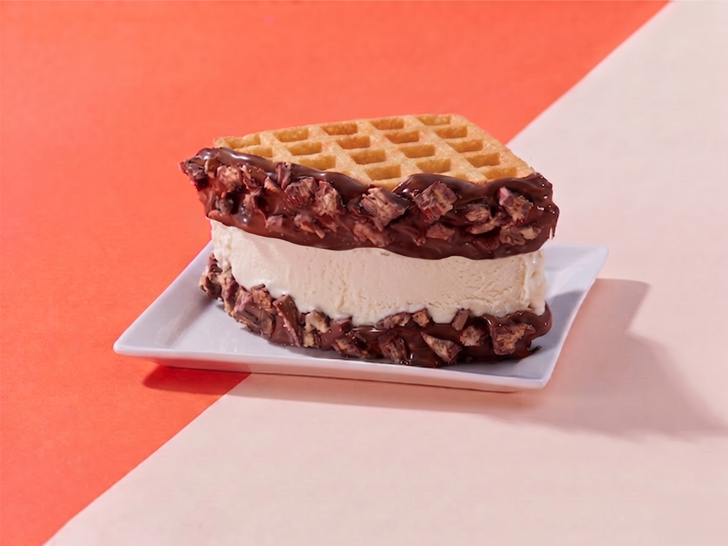 KitKat Crunch Waffle With Ice Cream