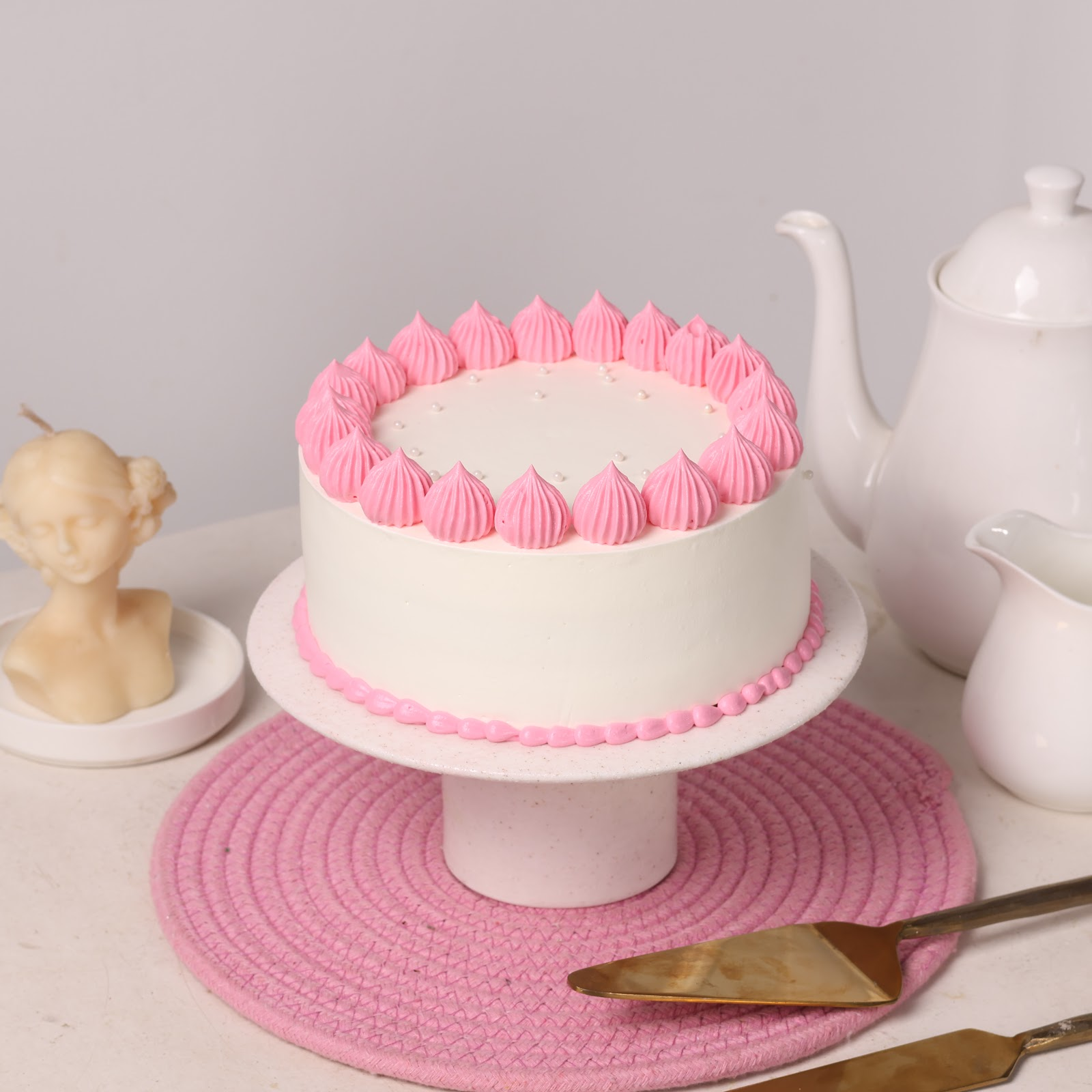 Mother's Day Rosy Vanilla Cake(1 Kg)