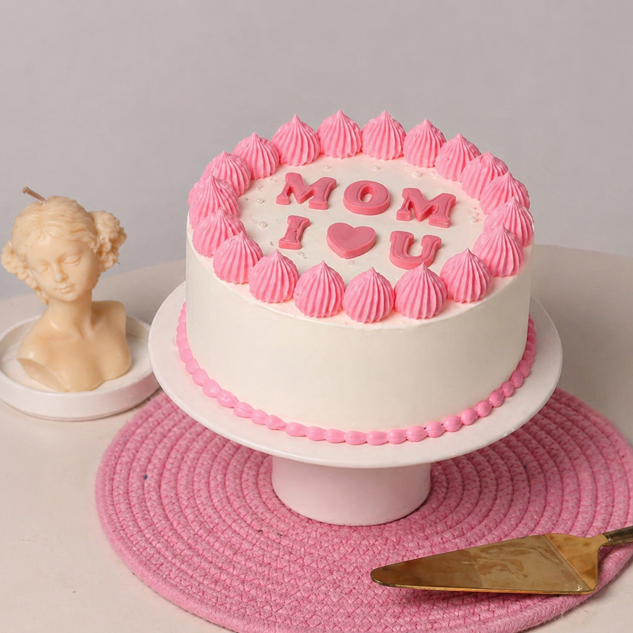 Mother's Day Rosy Vanilla Cake (500 Gm)