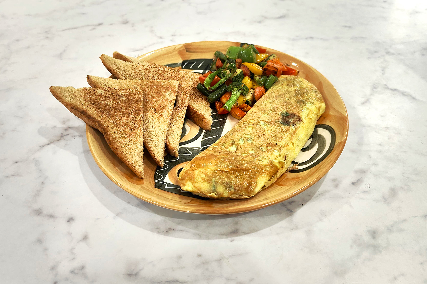 Omelette with shredded Chicken