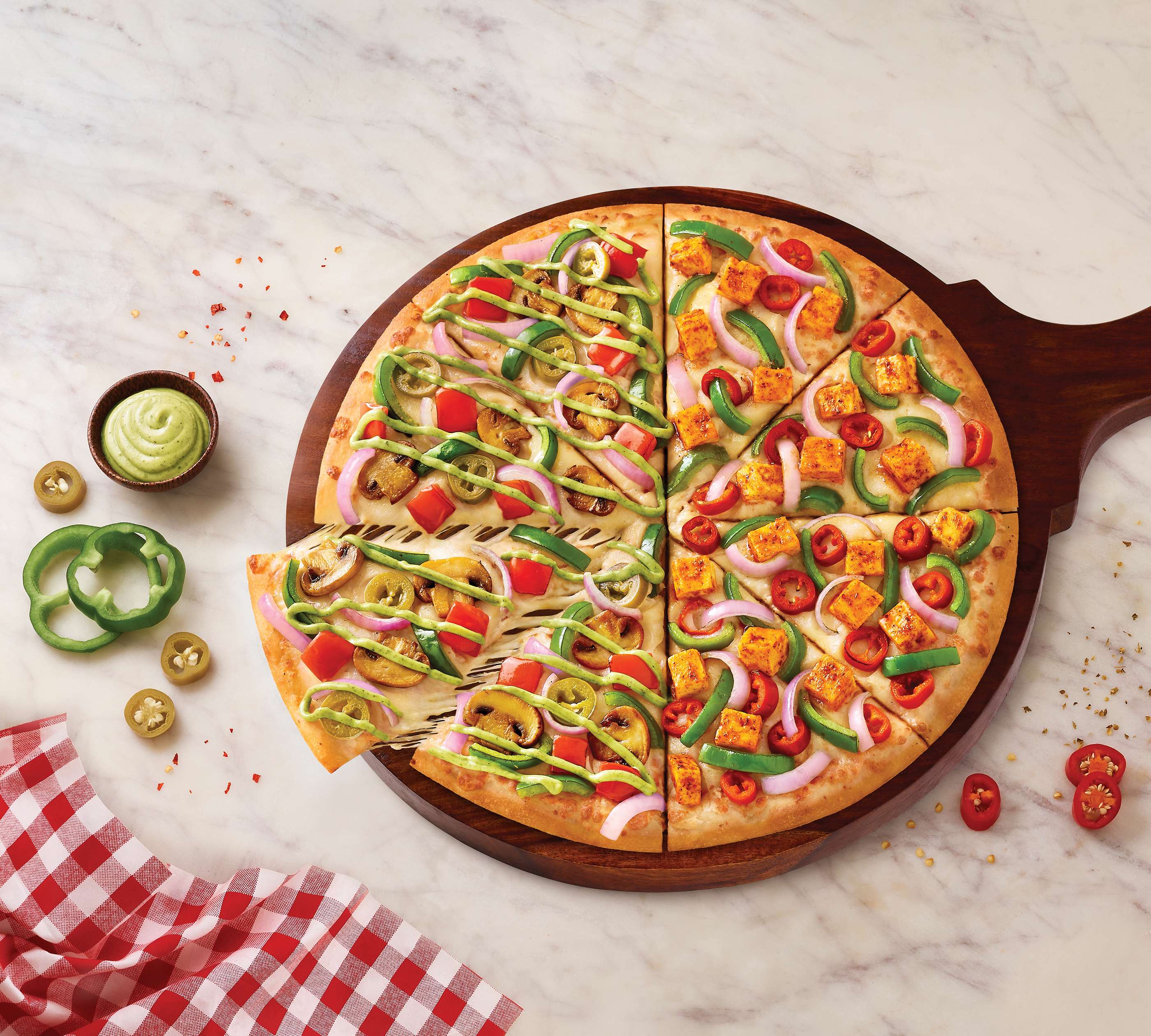 Ultimate Tandoori Veggie | Tandoori Paneer Pizza